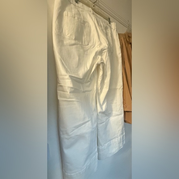 Universal Standard Carol High Rise White Jeans - Picture 8 of 9